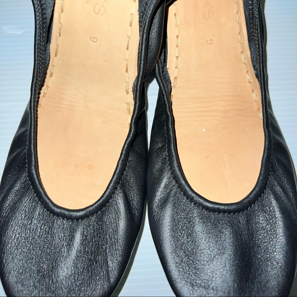 Authentic Tieks size 9